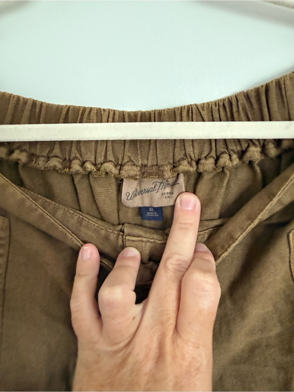 Universal thread button down skirt - Picture 2 of 4